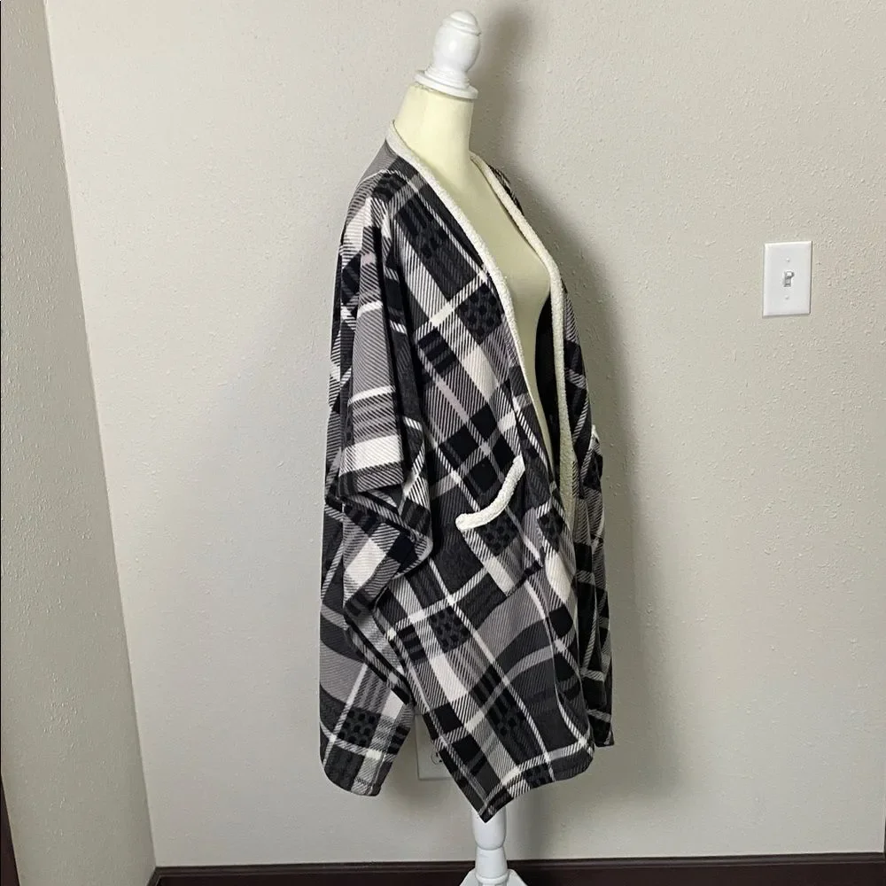 Cuddl Duds Plaid Sherpa Trim Cardigan Wrap S/M Buffalo Check Cozy Lounge Layer
